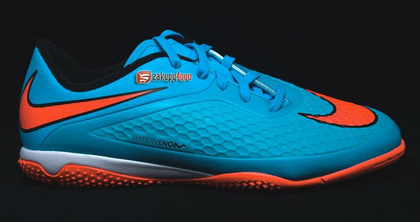 Niebiesko-pomarańczowe buty piłkarskie na halę Nike Hypervenom Phelon IC 599811-484 Jr