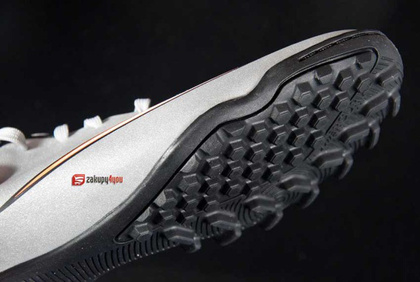 Buty NIKE  Mercurial Victory V CR7 TF 