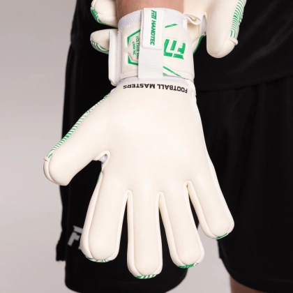 Biało-zielone rękawice bramkarskie Football Masters Varis X White Green