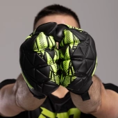 Czarno-zielone rękawice bramkarskie Football Masters Invictus X Training Black Green