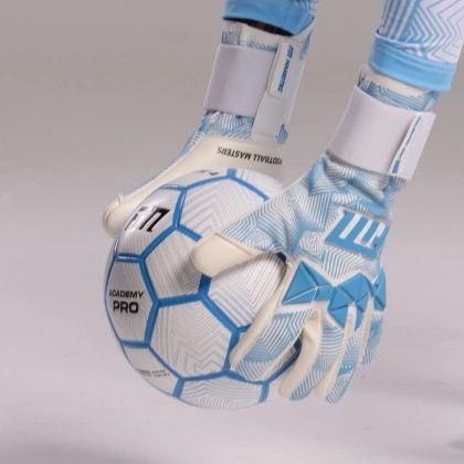 Biało-niebieskie rękawice bramkarskie Football Masters Varis X PRO White Blue