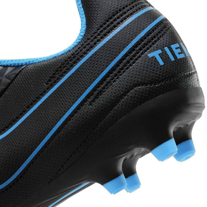 Czarno-niebieskie buty piłkarskie korki Nike Tiempo Legend 8 Club AT5881-090 - Junior