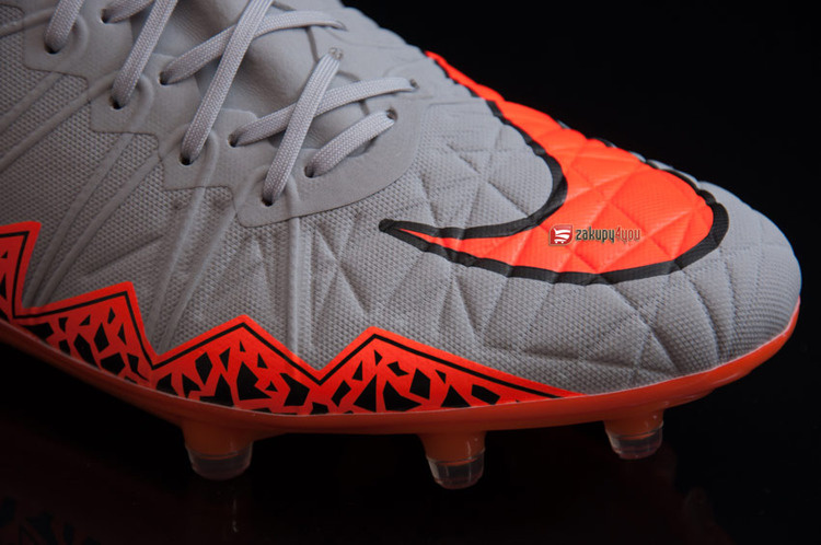 美品　Nike HYPERVENOM　２８cm i-nike-hypervenom-phantom-ii-