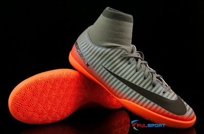 Szaro-pomarańczowe buty piłkarskie Nike Mercurial Victory CR7 IC 903598-001 JR
