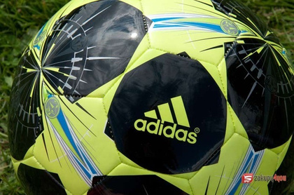 Piłka nożna ADIDAS FINALE LISBONE CAPITANO