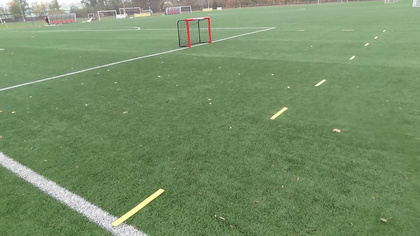 Czerwone znaczniki pola płaskie Yakimasport 100638