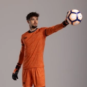 Pomarańczowo-czarne rękawice bramkarskie Football Masters Invictus X PRO Orange Fluo