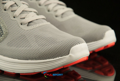 Buty Nike Revolution 819303-002