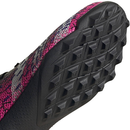 Czarno-różowe buty piłkarskie turfy Adidas Predator Freak.3 TF FW7533 - Junior