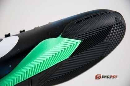 Buty halowe Nike Mercurial Victory IV IC JR Limitowane Galaxy