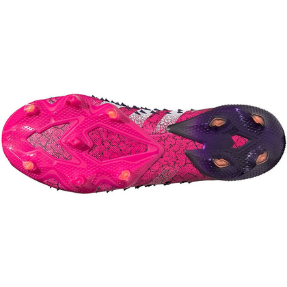 Czarno-różowe buty piłkarskie korki Adidas Predator Freak.1 L FG FW7244