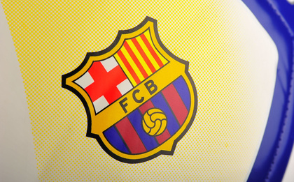 Biało-granatowa piłka nożna Nike Pitch FC Barcelona SC3480-100 r5