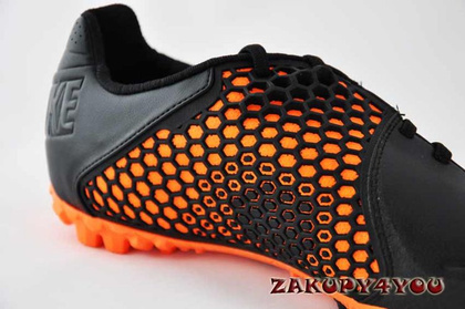 Buty NIKE Five Bomba Finale