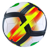 Biało-zielona piłka nożna Nike Strike SC3152-100 r5
