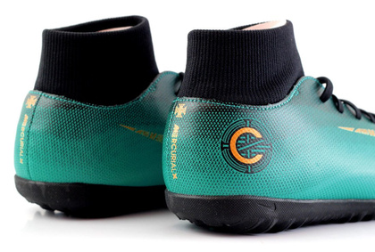 Zielono-czarne buty piłkarskie na orlik Nike Mercurial Superfly Club CR7 TF AJ3570-390