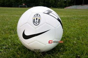 Piłka nożna NIKE JUVENTUS 