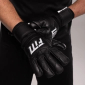 Czarne rękawice bramkarskie Football Masters Varis X Black