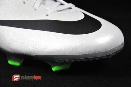 Buty Piłkarskie Nike Mercurial Veloce FG