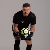 Czarne rękawice bramkarskie Football Masters Varis X All Black