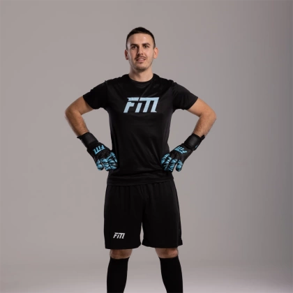 Czarno-błękitne rękawice bramkarskie Football Masters Invictus X Training Black Blue
