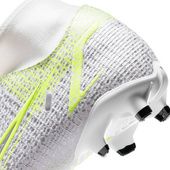 Biało-srebrne buty piłkarskie Nike Mercurial Superfly 8 Academy MG CV0843-107