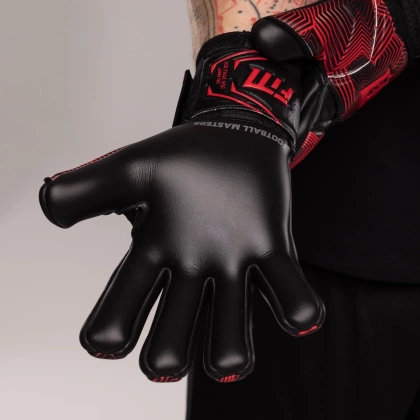 Czarno-czerwone rękawice bramkarskie Football Masters Varis X Black Red