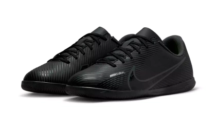 Czarne buty halowe Nike Vapor 15 Club DJ5955 001