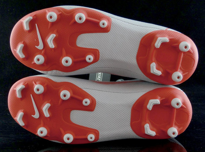 Szare buty piłkarskie Nike Mercurial Superfly Academy FG/MG AH7337-060 JR