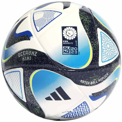 Biało-niebieska piłka nożna Adidas Oceaunz Mini HT9012