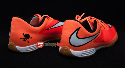 Halówki Nike HYPERVENOM PHADE JR IC 
