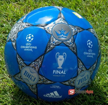 Piłka nożna ADIDAS FINALE WEMBLEY CAPITANO