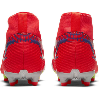 Czerwone buty piłkarskie Nike Mercurial Superfly 8 Academy CV1127-600 - Junior