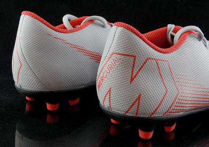 Szare buty piłkarskie Nike Mercurial Vapor Club GS FG/MG AH7378-060