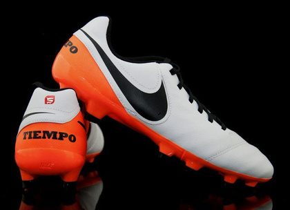 Biało-pomarańczowe buty piłkarskie Nike Tiempo Genio FG 819213-108