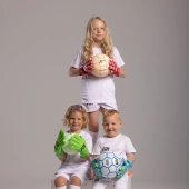 Czerwone rękawice bramkarskie Football Masters Invictus X Junior Rose