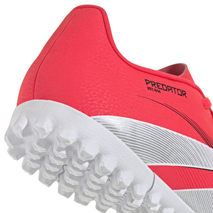 Czerwono-białe buty piłkarskie Adidas Predator League TF ID3784