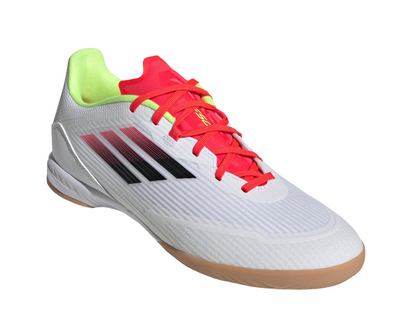 Białe buty halowe Adidas F50 League IN IE1228