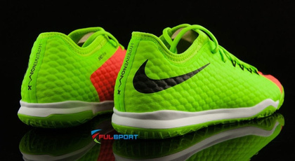 Zielone buty piłkarskie na halę Nike Hypervenom Finale IC 852572-308