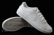 Nike Court Royale 749867-109