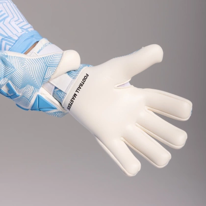 Biało-niebieskie rękawice bramkarskie Football Masters Varis X PRO White Blue