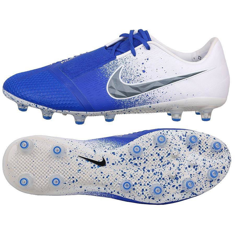 Nike lança chuteira Phantom Venom brasileiro .