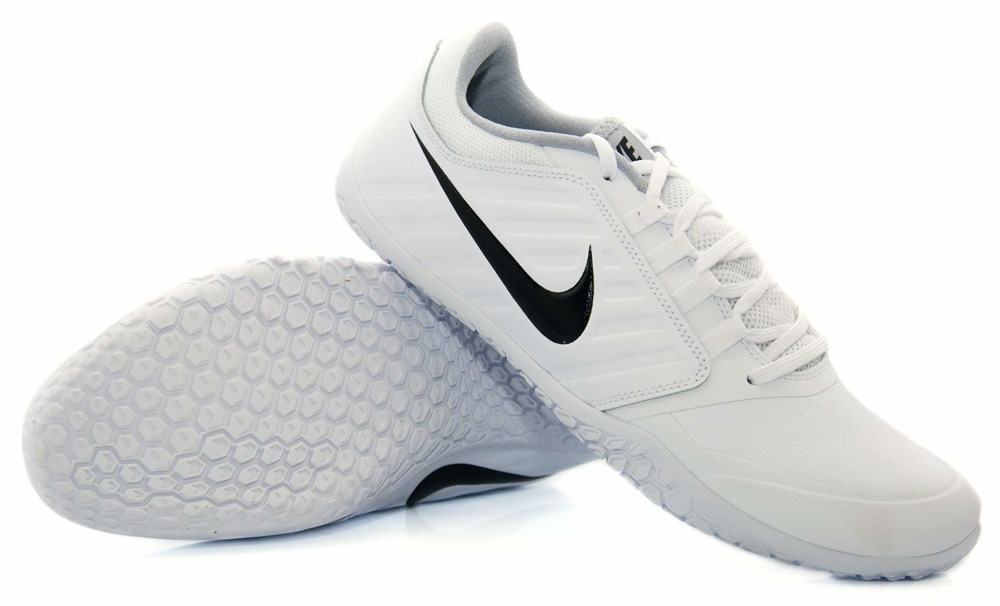 nike air pernix white