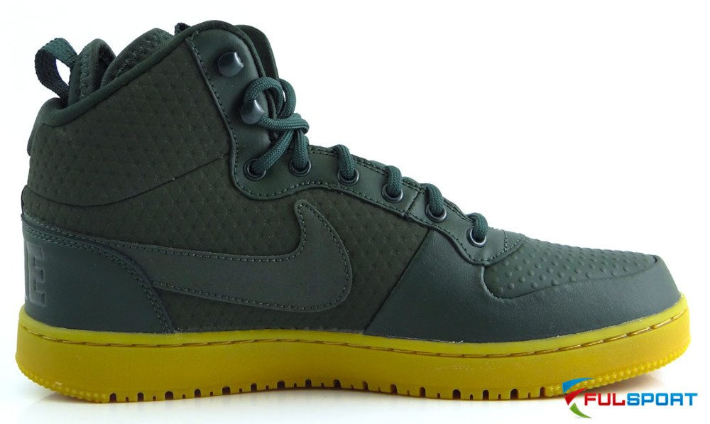 Nike court borough mid on sale winter green