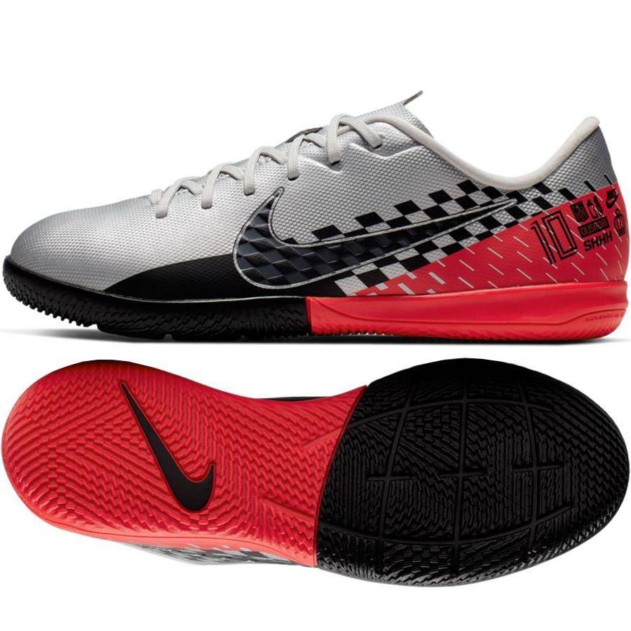 Lyrisch Bedienen lineair Srebrne buty piłkarskie halówki Nike Mercurial Vapor Academy AT8139-006 -  Junior | Sklep Butyzakupy.pl