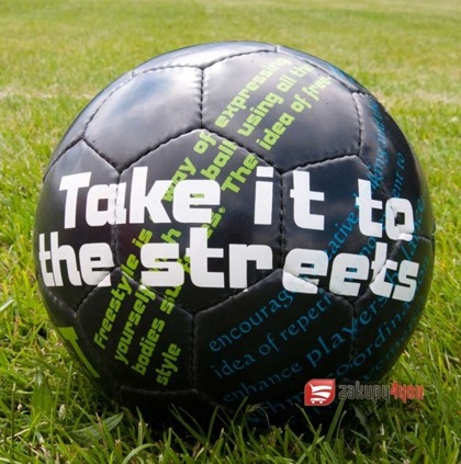 Piłka nożna SELECT STREET